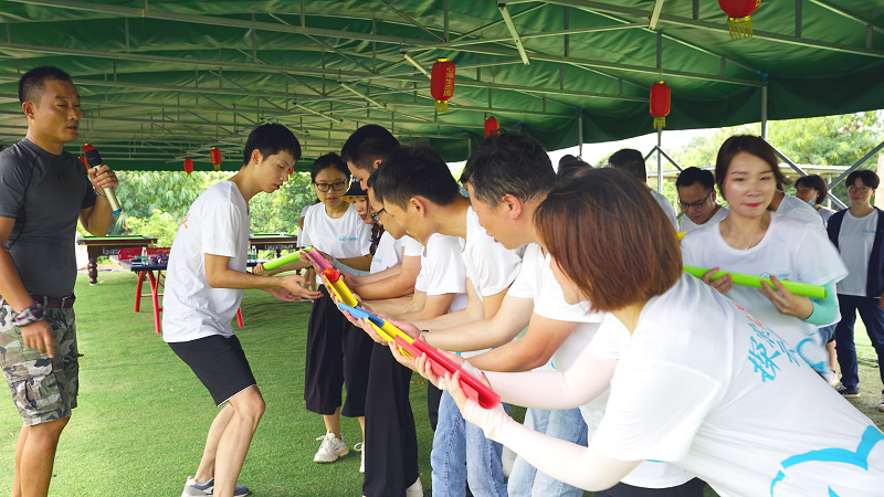 云里物里國(guó)內(nèi)營(yíng)銷中心光明心湖生態(tài)園一日游